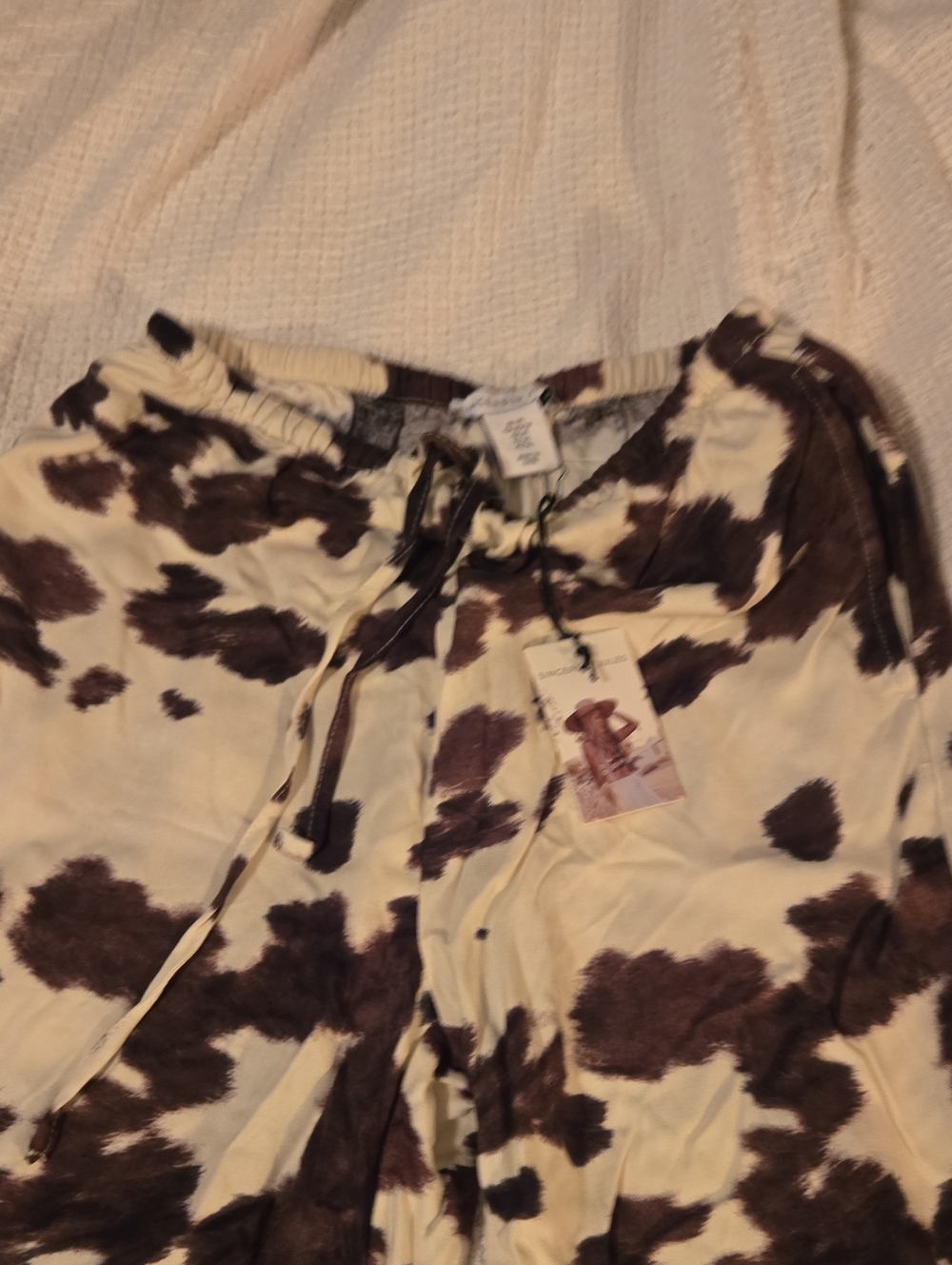 Sincerely Jules Cowprint Lounge Pants in Cream and Brown Size XS - Picture 3 of 4